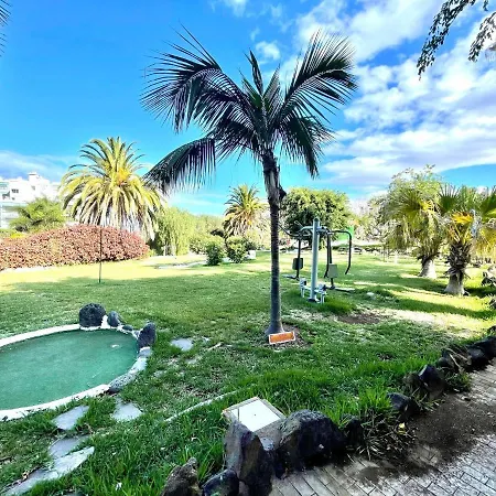 Estudio superior con grande jardín, wifi, piscinas, playa en Puerto de la Cruz *