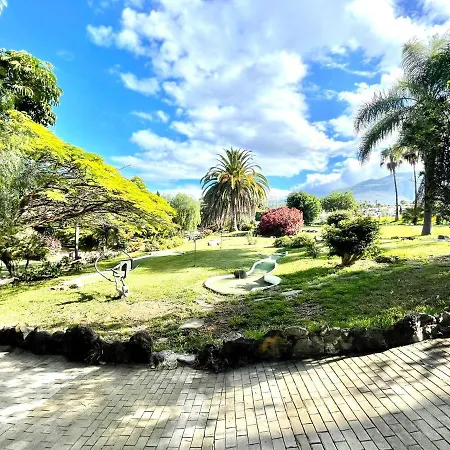 Estudio superior con grande jardín, wifi, piscinas, playa en Puerto de la Cruz *
